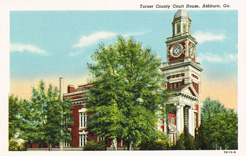 Turner County Courthouse 7B110-N postcard front.tif