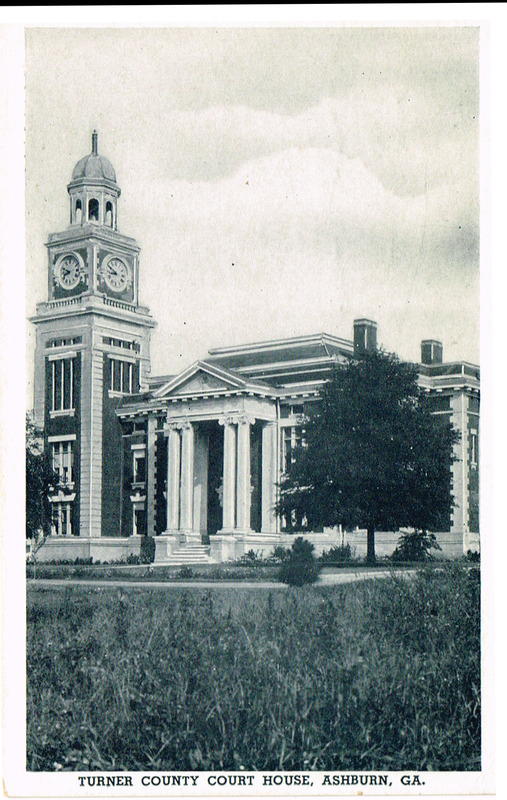 Turner County Courthouse - Eagle Post Card - front.tif