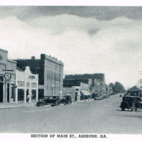Section of Main St. - Ashburn, GA - Postcard front.tif