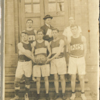 Ashburn High School basketball team - 1916.tif