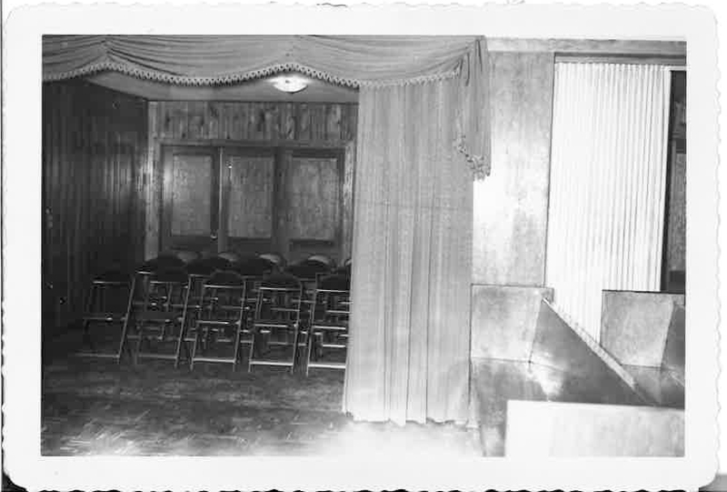 Perry Funeral Chapel, interior #2.jpg