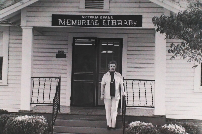 Victoria Evans Memorial Library, date unknown.JPG