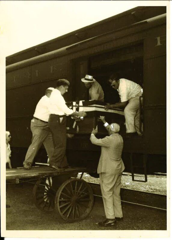 Return-of-Roy-Sumners-body-casket-from-train-removal-October-1942-front-732x1024.jpg