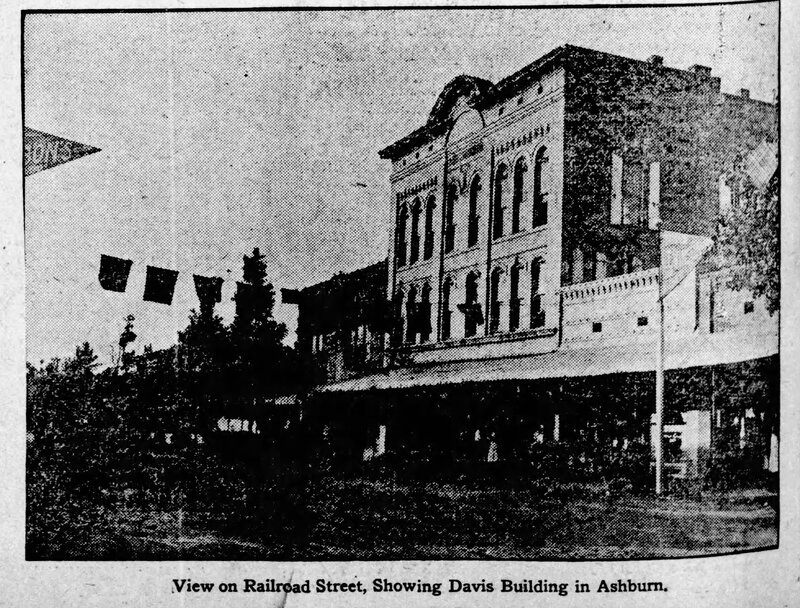 View_of_Railroad_Street_Davis_building_Atlanta_Journal_April_23_1911.jpg