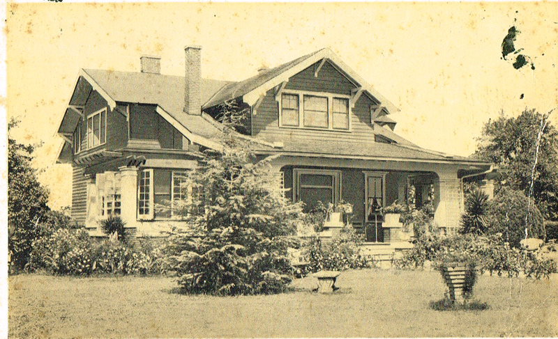 The House by the Side of the Road - A tourist home - postcard 3442-29 front.tif