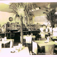 Smith_s Restaurant - Main Street Ashburn, GA - 2-T-395 - postcard front.tif